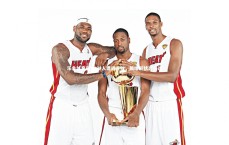 乐鱼体育登录-湖人遭遇连败，戴维斯状态低迷